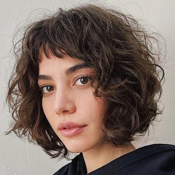 Chin Bob With Soft Curtain Bangs And Waves, Medium Brown Chin Bob With Soft Curtain Bangs And Waves, Medium Brown — Classy Bob with Curls