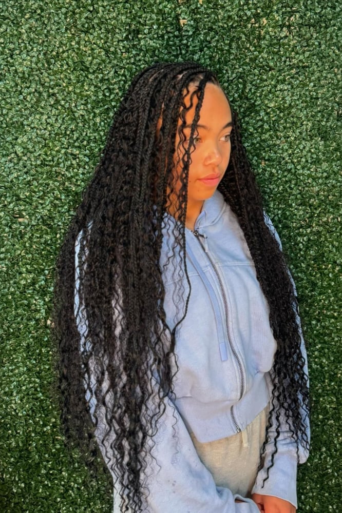 Textured Knotless Braids With Loose Waves — Classy Boho Knotless Braids