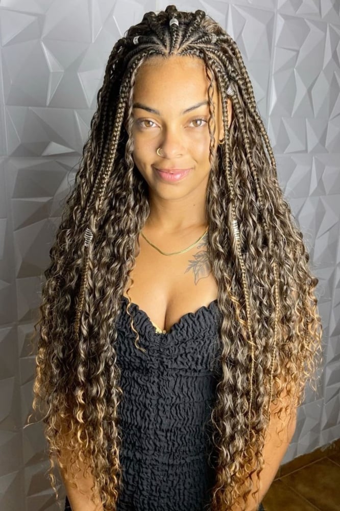 Dark Brown And Blonde Highlights With Curls, Mid-Back — Classy Boho Knotless Braids