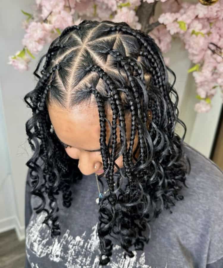 Shoulder Length Black Braids With Curly Ends, Wavy — Classy Boho Knotless Braids