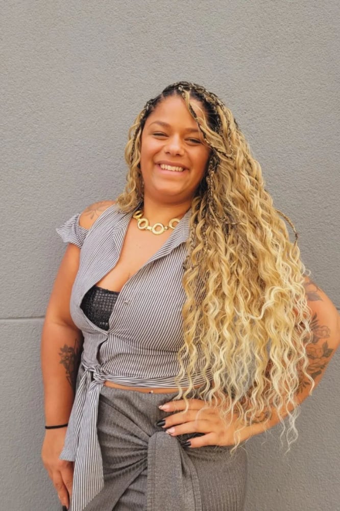 Blonde Knotless Braids With Wavy Curls — Classy Boho Knotless Braids
