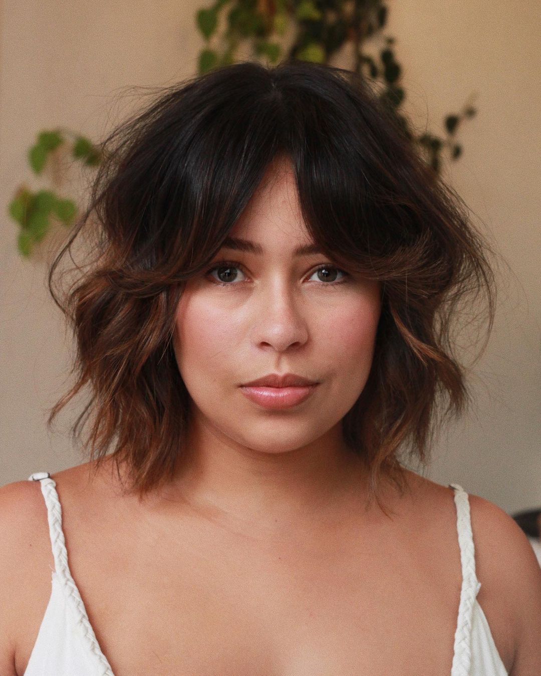 Chin Length Shag Bob Dark Brown With Bottleneck Bangs, Close-Up Take Chin Length Shag Bob Dark Brown With Bottleneck Bangs, Close-Up Take — Classy Bottleneck Bangs