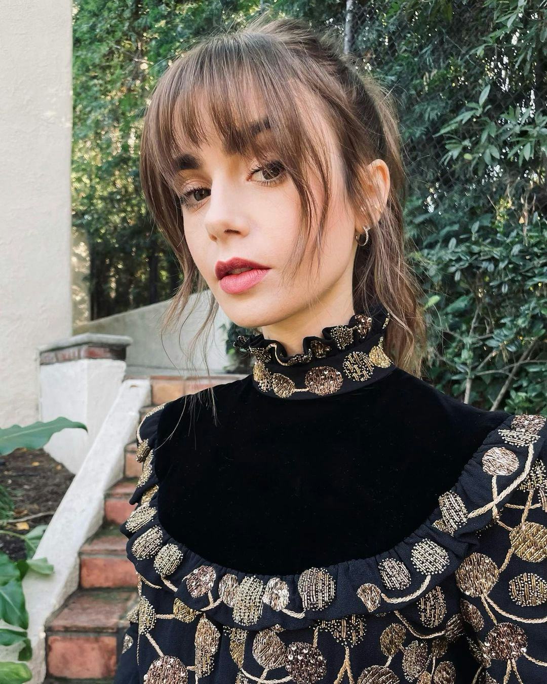 Long Fine Medium Brown With Bottleneck Bangs Long Fine Medium Brown With Bottleneck Bangs — Classy Bottleneck Bangs