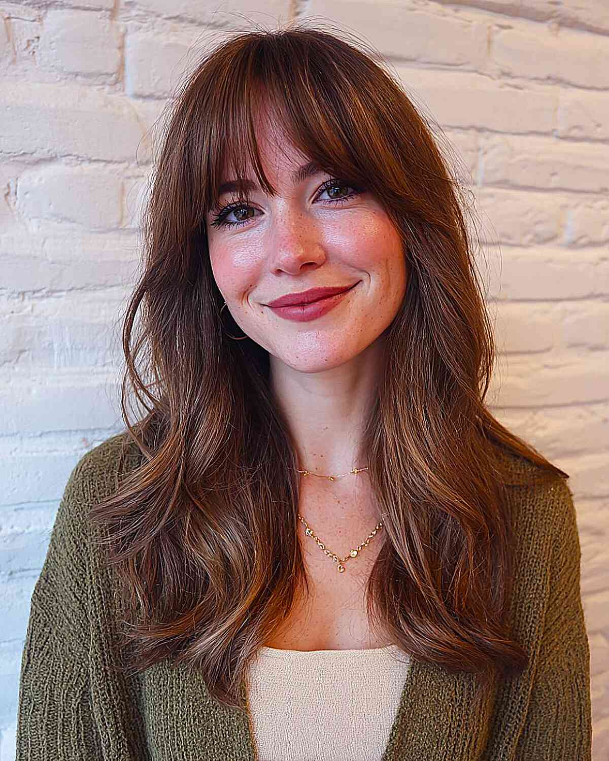 Mid-Back Medium Brown With Bottleneck Bangs Blowout Mid-Back Medium Brown With Bottleneck Bangs Blowout — Classy Bottleneck Bangs