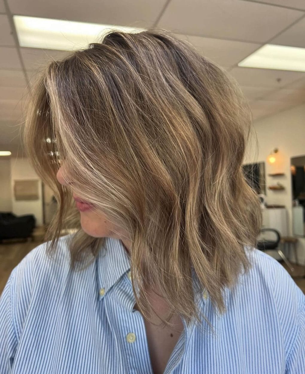 Chin Length Angled Bob With Bronde Balayage Chin Length Angled Bob With Bronde Balayage — Classy Bronde Balayage