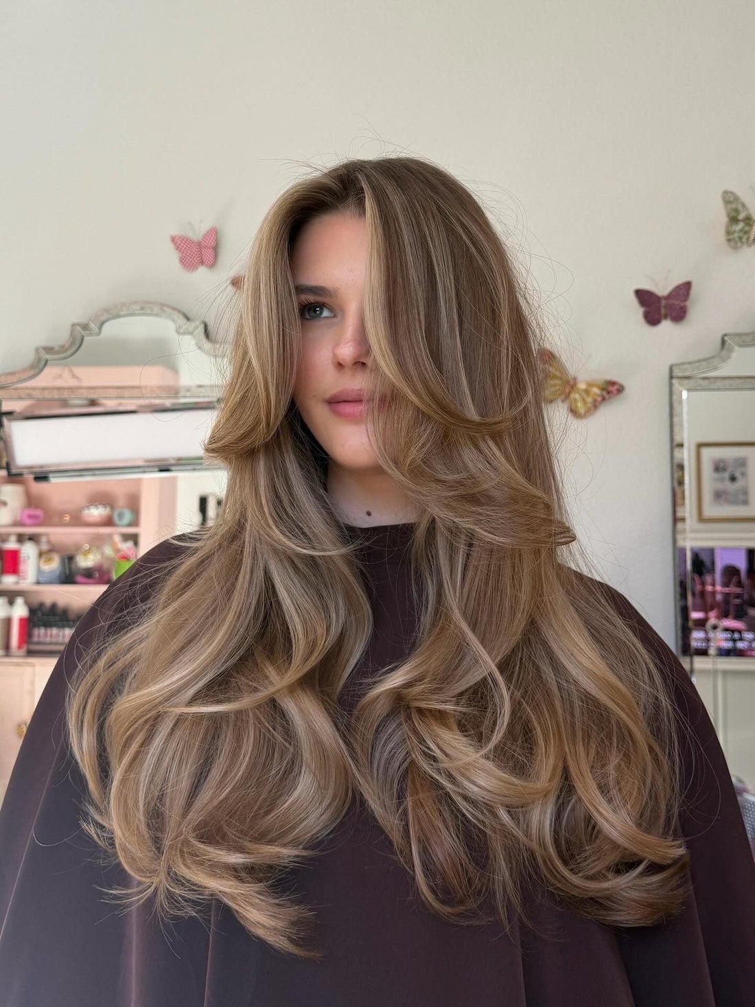 Mid-Back Bronde Balayage With Ash Blonde Tones Mid-Back Bronde Balayage With Ash Blonde Tones — Classy Bronde Balayage