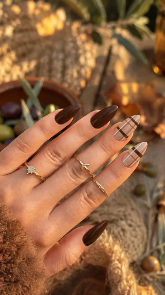 Glossy Plaid Medium Almond Nails Glossy Plaid Medium Almond Nails — Classy Brown Almond Nails