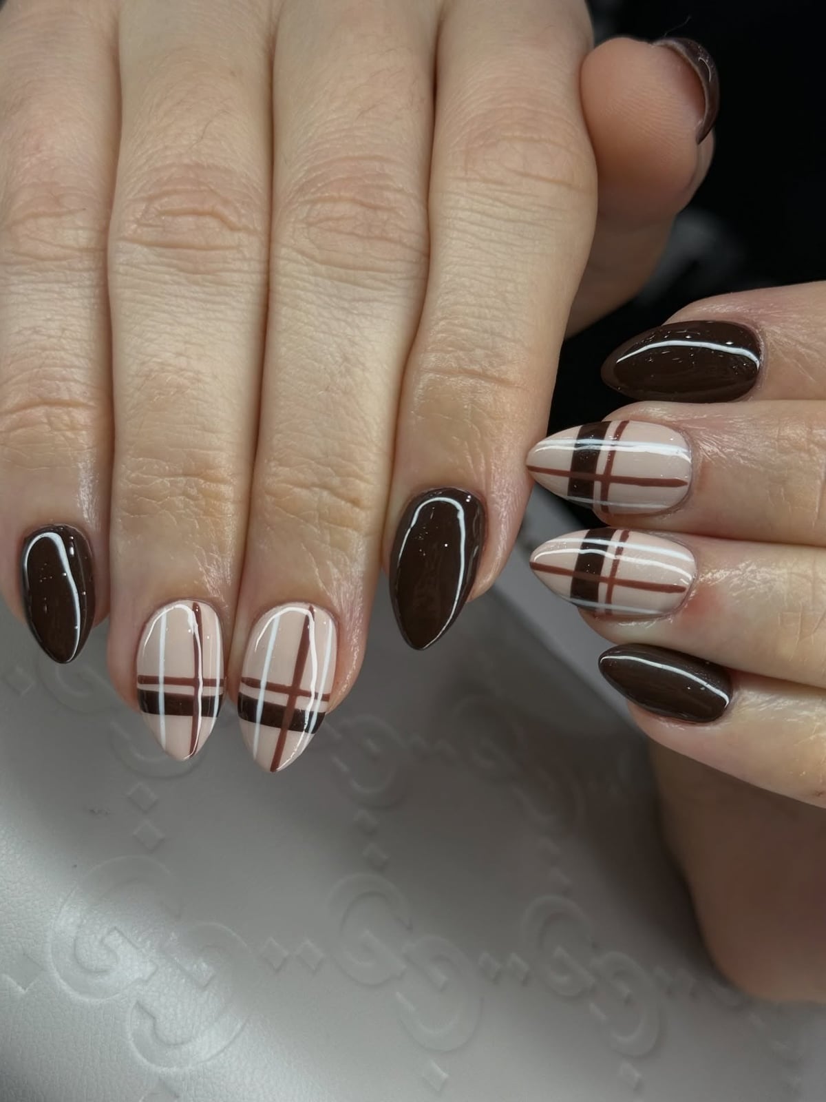 Beige White Plaid Medium Almond Nails Beige White Plaid Medium Almond Nails — Classy Brown Almond Nails