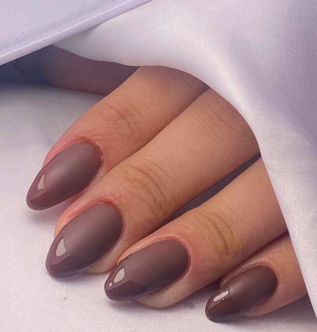 Cozy Season Brown Almond Nails Cozy Season Brown Almond Nails — Classy Brown Almond Nails