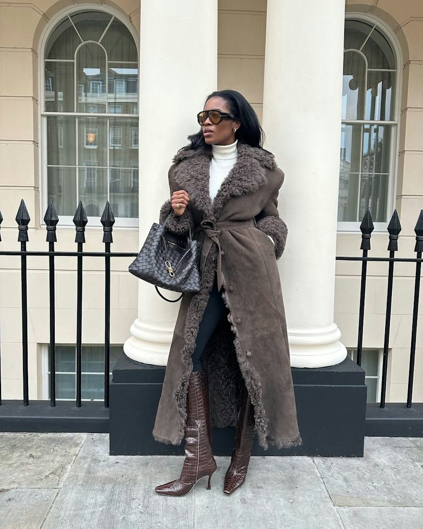 Brown Leggings with Shearling-Lined Coat — Classy Brown Leggings Outfit