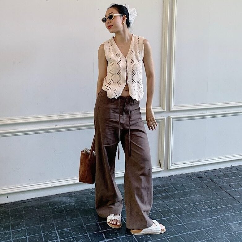 Brown Linen Pants With Crochet Vest — Classy Brown Sweatpants Outfit