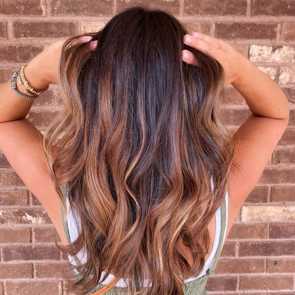 Mid-Back Dark Brown With Copper Caramel Mid-Back Dark Brown With Copper Caramel — Classy Brunette Hair Colors