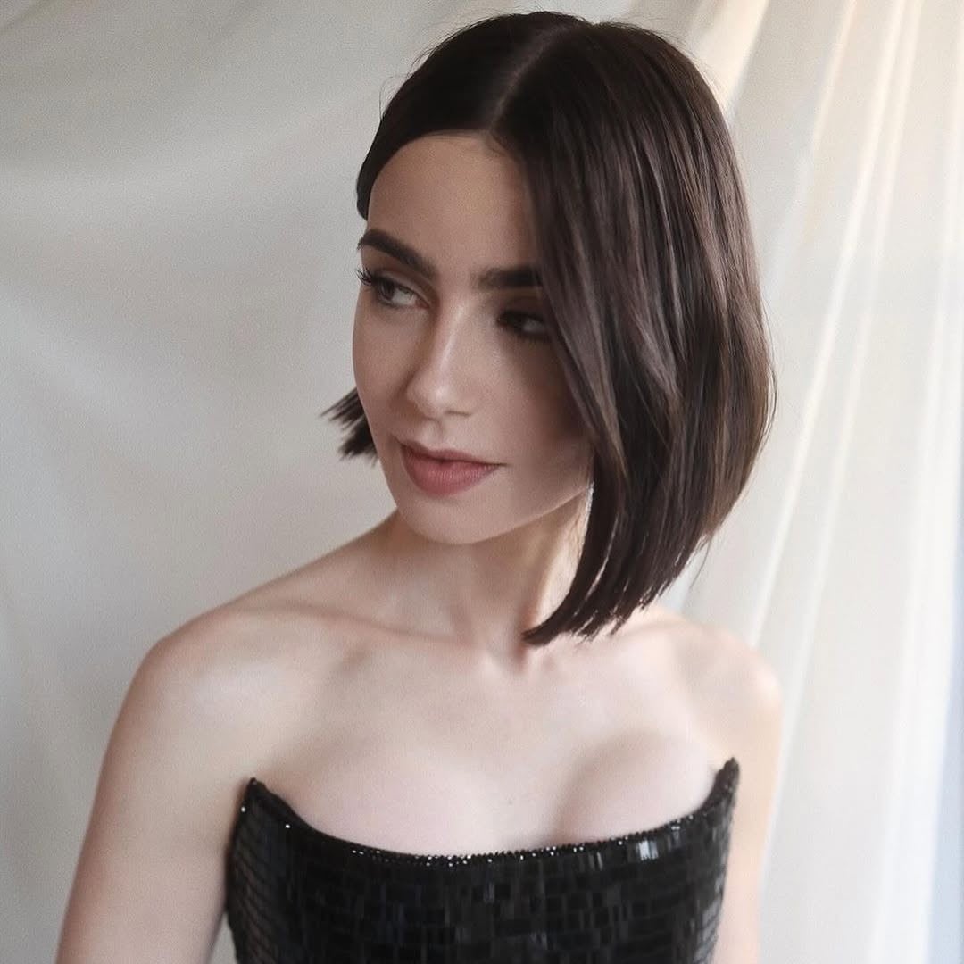 Chin Length Bob With Light Brown Highlights Chin Length Bob With Light Brown Highlights — Classy Brunette Hair Colors