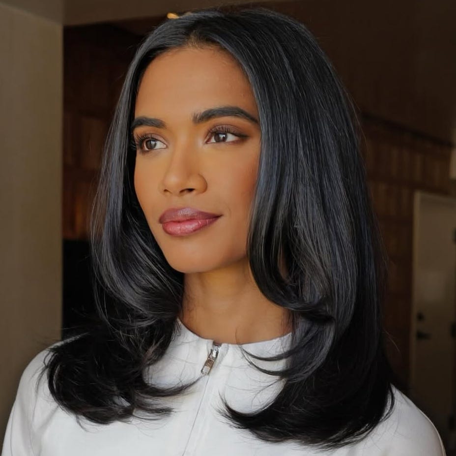 Collarbone Lob With Face-Framing Layers — Classy Brush Hair