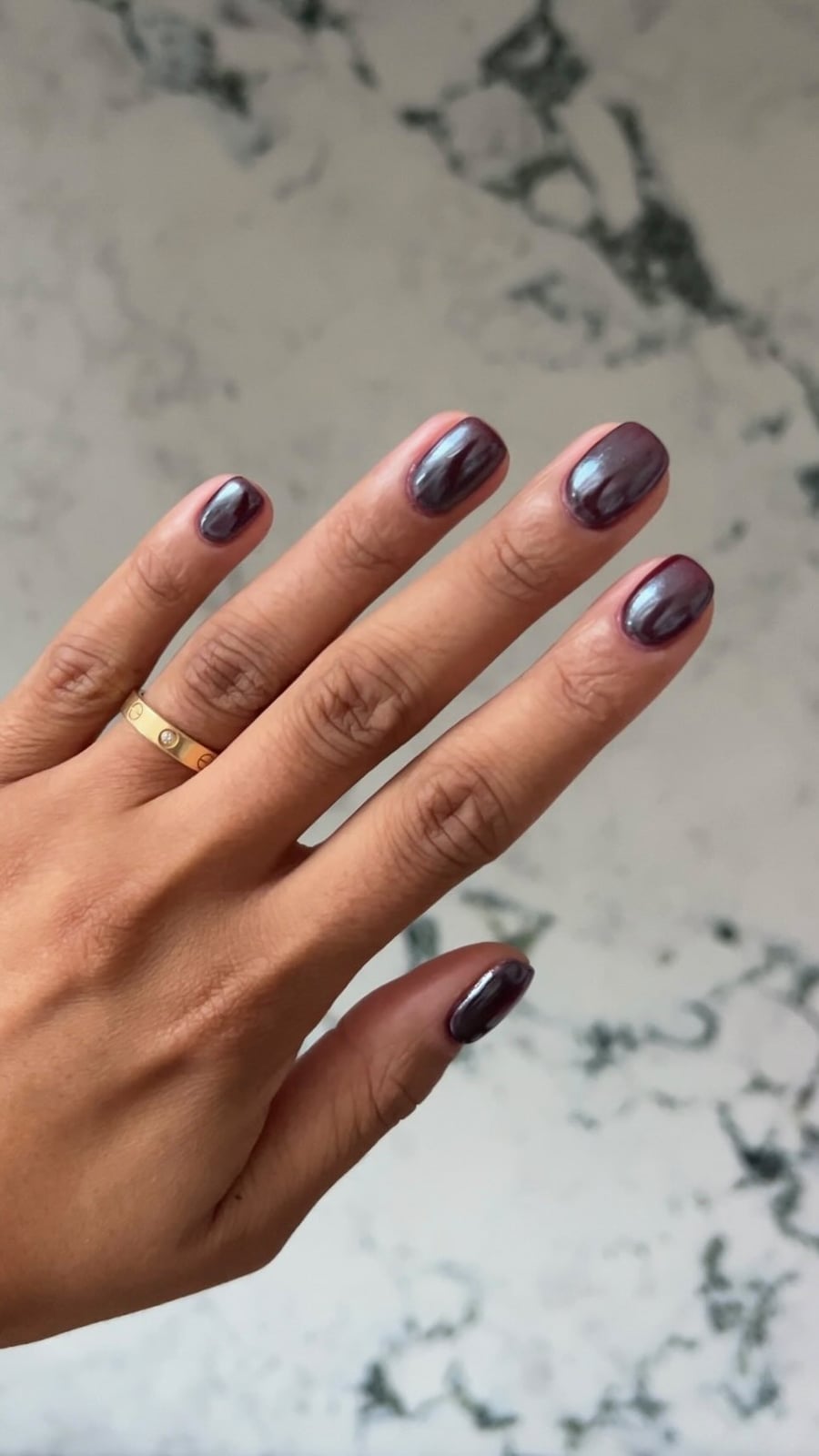 Short Oval Deep Burgundy Chrome Nails, Close-Up Take — Classy Burgundy Chrome Nails