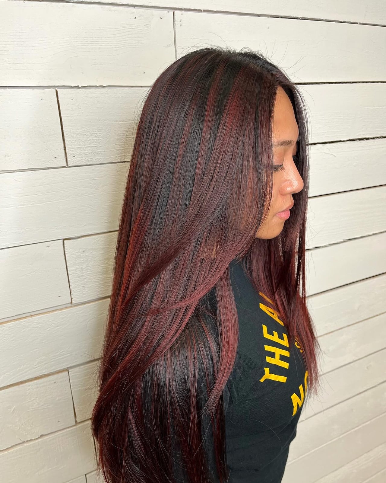 Fine Straight Mid-Back With Burgundy Highlights — Classy Burgundy Highlights