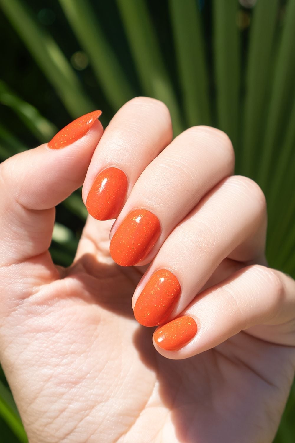 Vibrant Shimmer Short Oval Burnt Orange Nails Vibrant Shimmer Short Oval Burnt Orange Nails — Classy Burnt Orange Nails