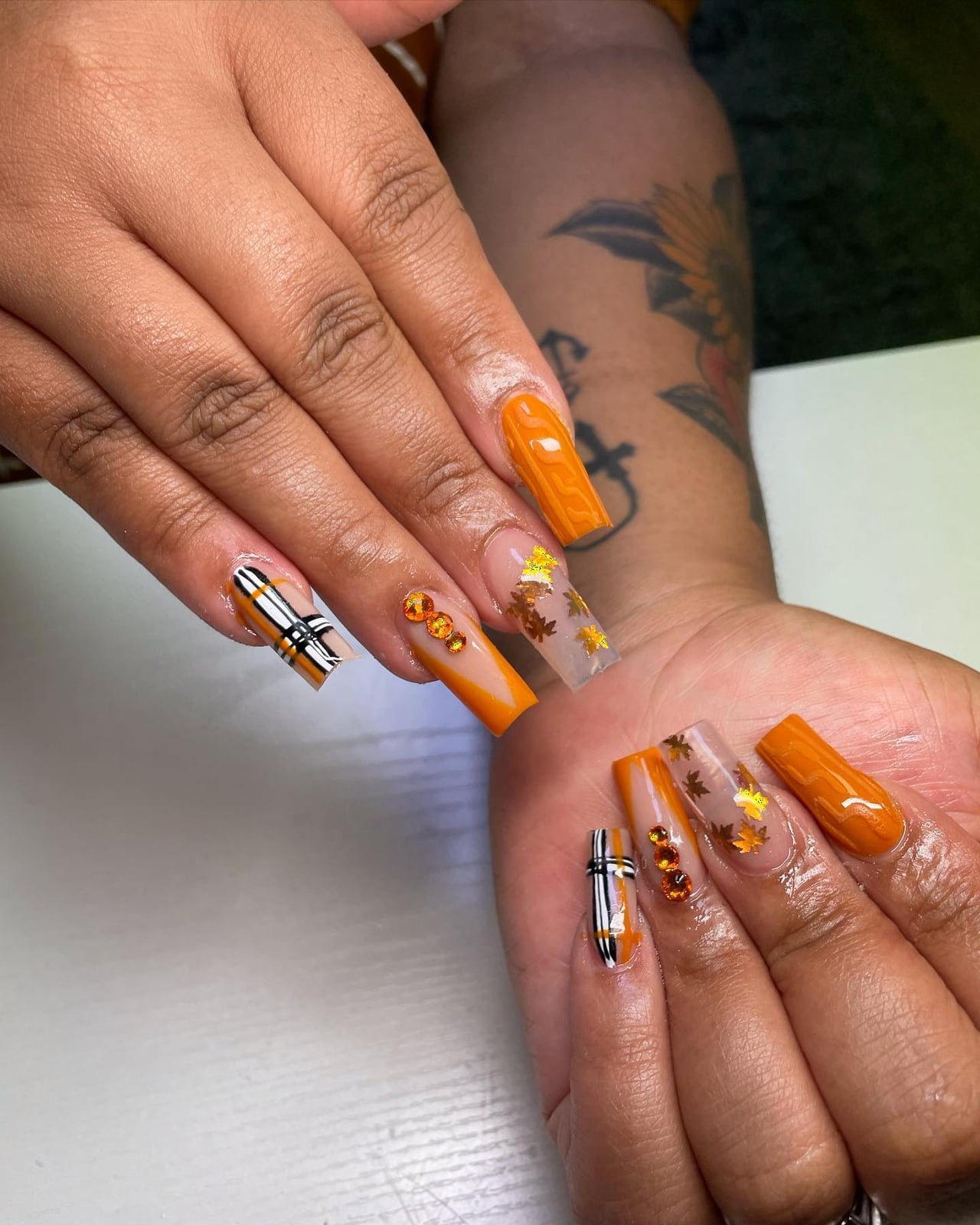 Mixed Media Burnt Orange Plaid Rhinestone Coffin Nails Mixed Media Burnt Orange Plaid Rhinestone Coffin Nails — Classy Burnt Orange Nails