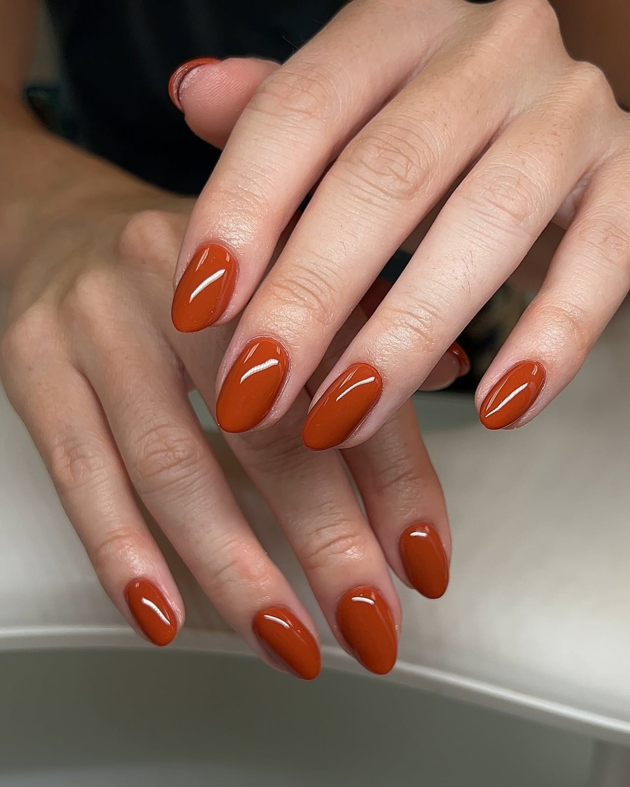 Minimalist Burnt Orange Line Short Square French Nails Minimalist Burnt Orange Line Short Square French Nails — Classy Burnt Orange Nails