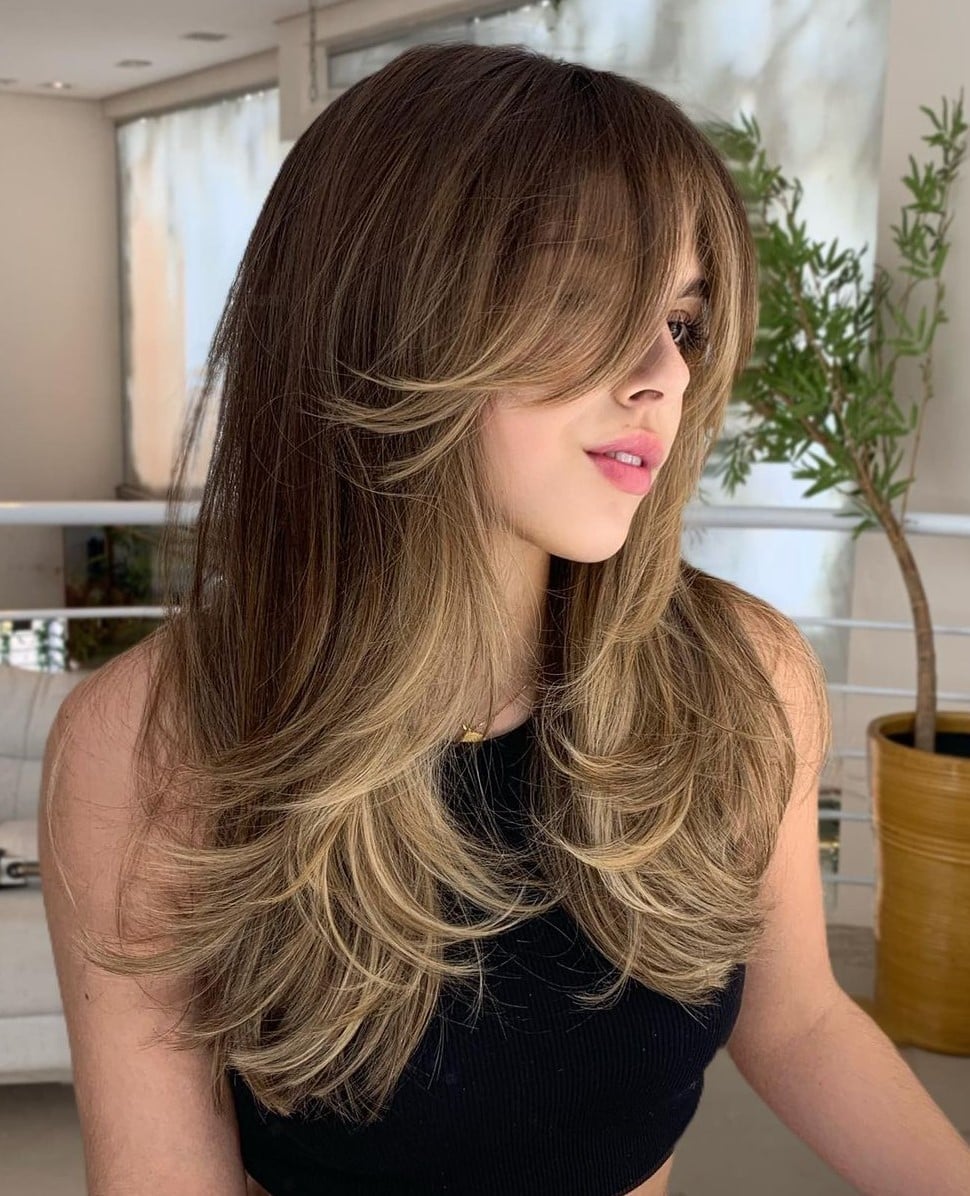 Mid-Back Layers With Balayage And Curtain Bangs Mid-Back Layers With Balayage And Curtain Bangs — Classy Butterfly Hair