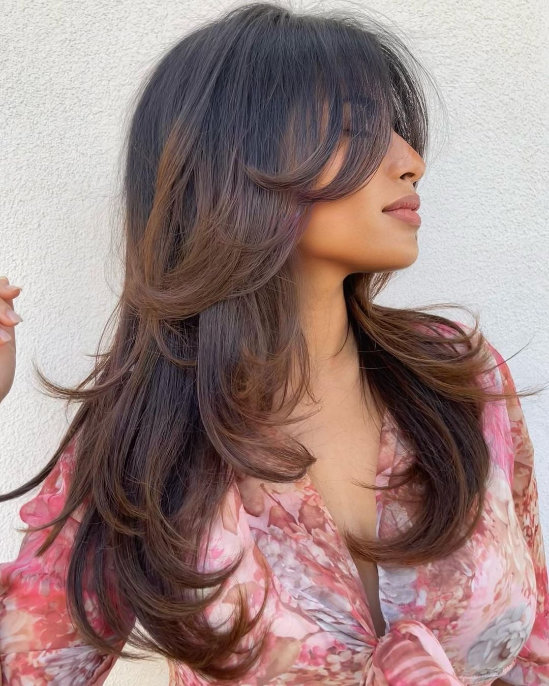 Mid-Back Butterfly Cut With Auburn Tones Mid-Back Butterfly Cut With Auburn Tones — Classy Butterfly Hair