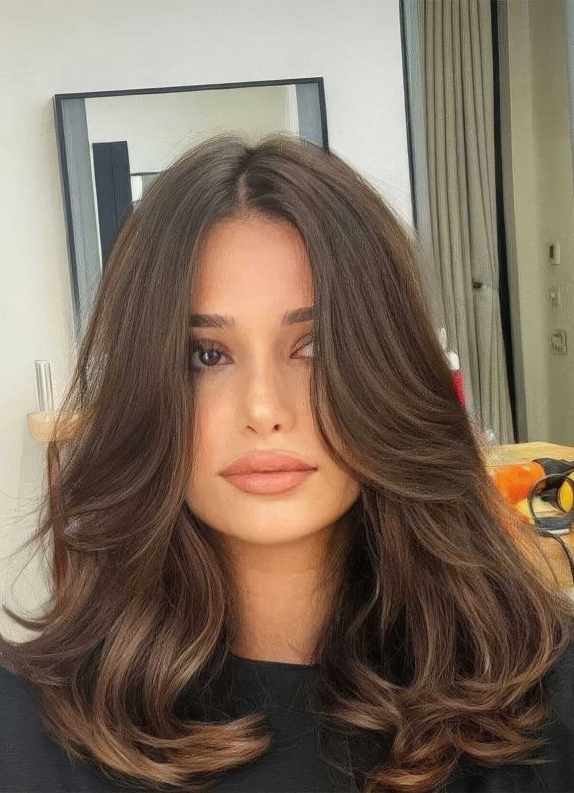 Collarbone Butterfly With Wispy Curtain Bangs Collarbone Butterfly With Wispy Curtain Bangs — Classy Butterfly Haircut