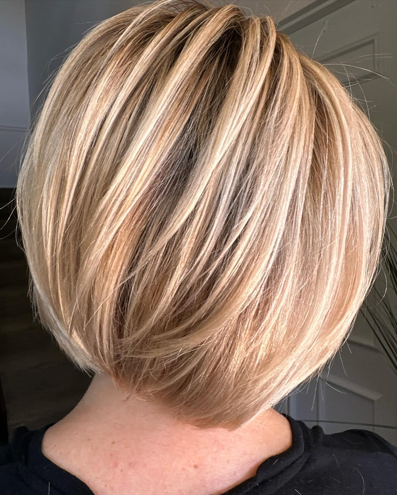 Ear Length Stacked Bob In Blonde Ear Length Stacked Bob In Blonde — Classy Casual Hairstyles