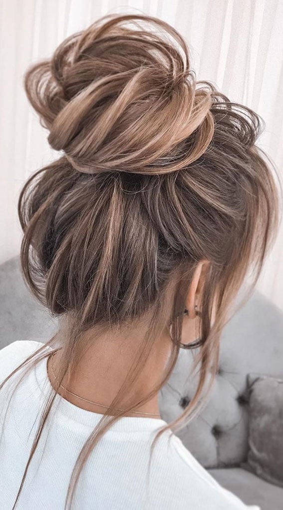 Voluminous Brown and Blonde Messy Bun Voluminous Brown and Blonde Messy Bun — Classy Casual Updo