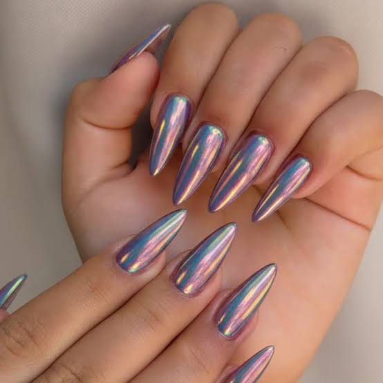 Color-Shifting Iridescent Chrome Long Almond Nails Color-Shifting Iridescent Chrome Long Almond Nails — Classy Chrome Nails Colors