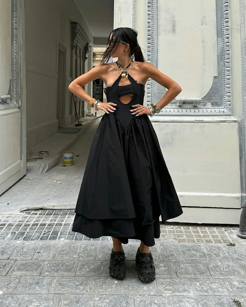 Black Studded Clogs with Midi Dress Black Studded Clogs with Midi Dress — Classy Clogs Outfits