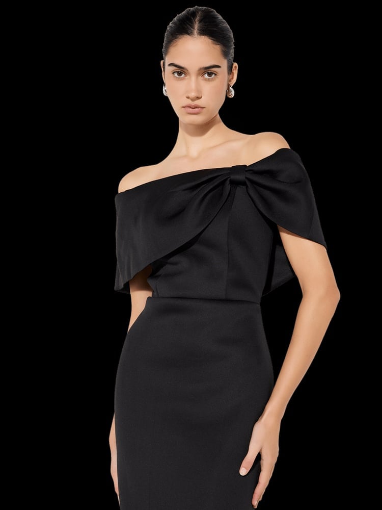 Black Off-the-Shoulder Top with Bow and Pencil Skirt Black Off-the-Shoulder Top with Bow and Pencil Skirt — Classy Cocktail Party Outfits