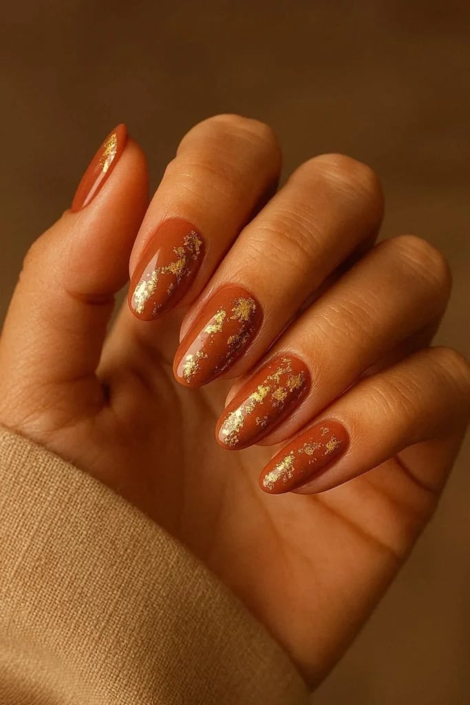 Short Oval Brown with Gold Foil Accents Short Oval Brown with Gold Foil Accents — Classy Copper Nails