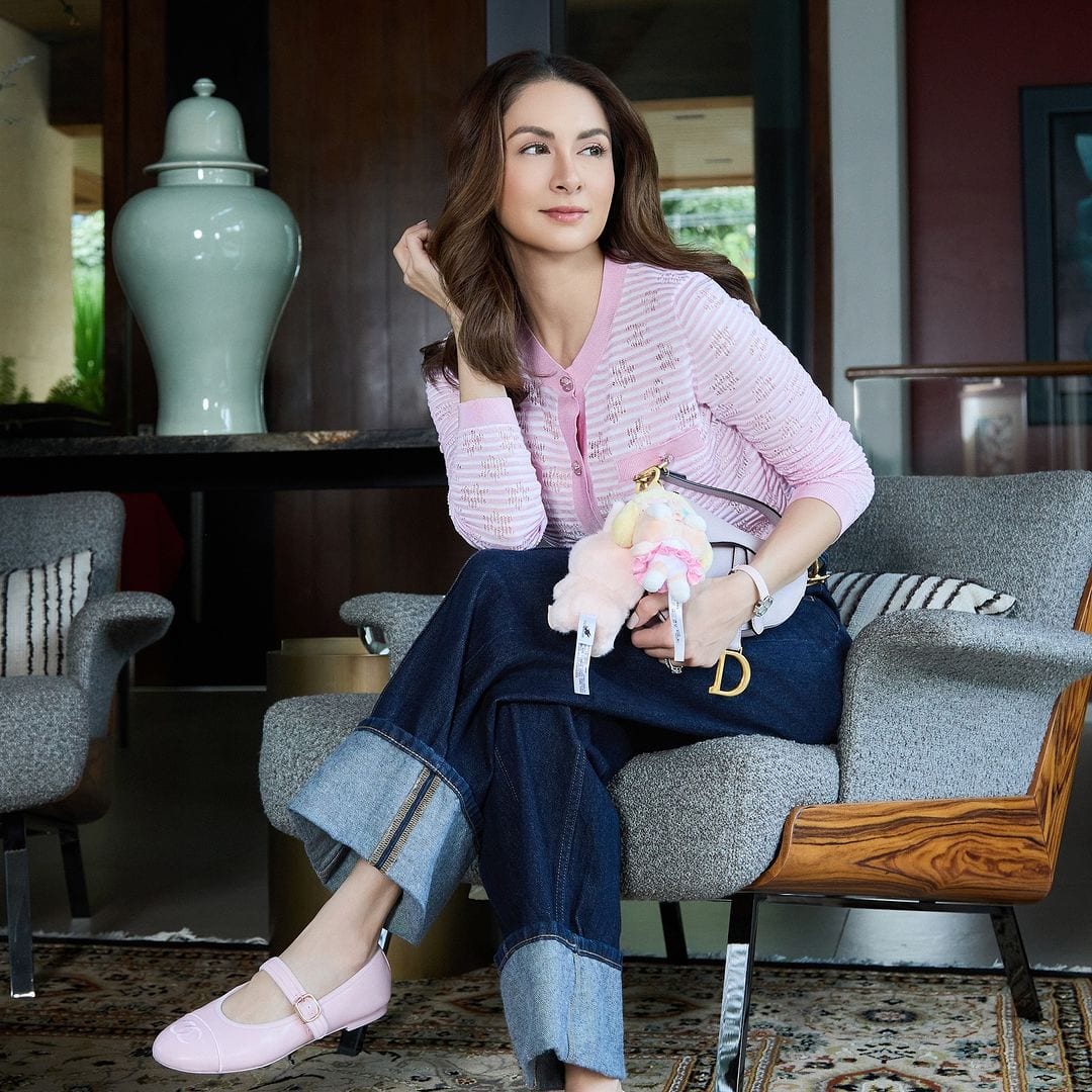 Pink Cropped Cardigan With Wide Leg Jeans — Classy Coquette Outfits