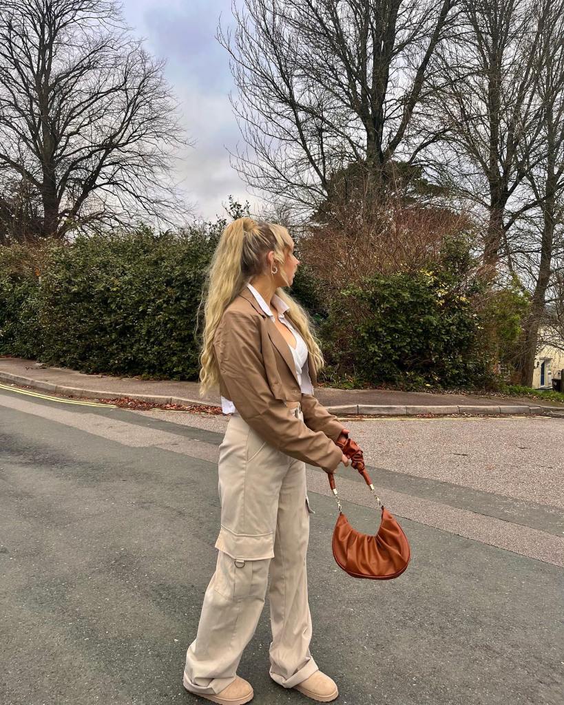 Beige Cargo Pants with a Brown Cropped Jacket Beige Cargo Pants with a Brown Cropped Jacket — Classy Cream Pants Outfits
