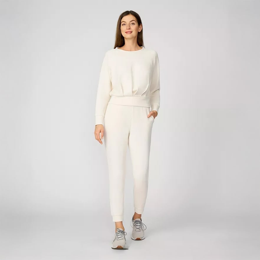 Cream Crewneck Sweatshirt and Jogger Matching Set — Classy Crewneck Outfits
