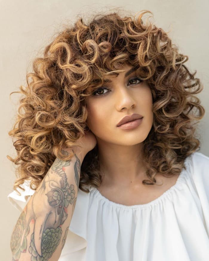 Air-Dried Collarbone Cut With Rich Caramel Air-Dried Collarbone Cut With Rich Caramel — Classy Curly Highlights
