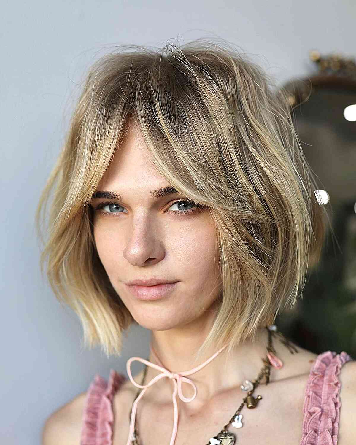Ash Blonde Collarbone Bob With Face-Framing Bangs Ash Blonde Collarbone Bob With Face-Framing Bangs — Classy Curtain Bangs Short