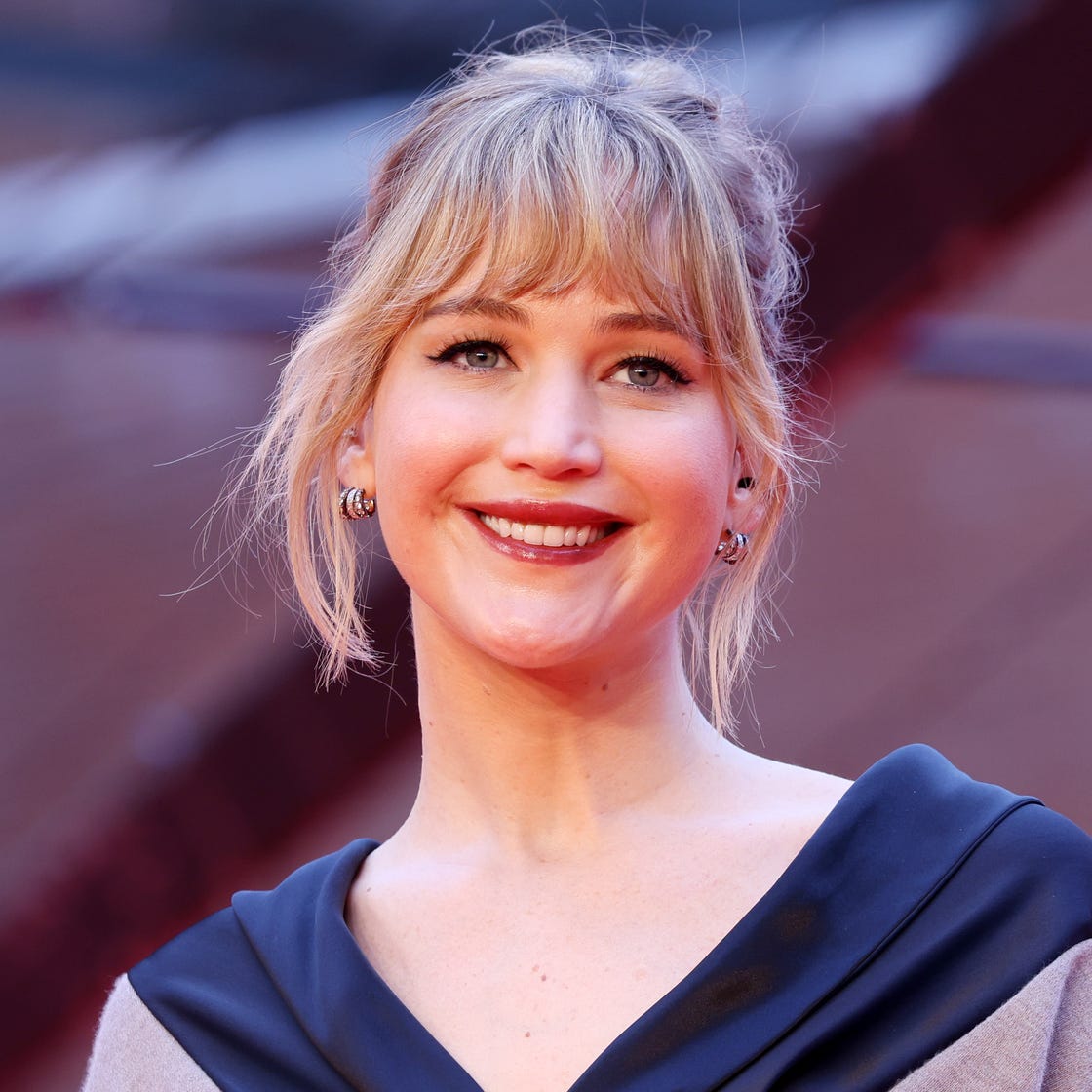 Blonde Ponytail With Full Wispy Bangs Blonde Ponytail With Full Wispy Bangs — Classy Cut Bangs
