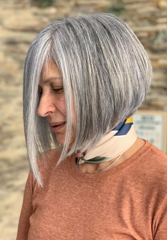Grey Angled Bob Subtle Strands Grey Angled Bob Subtle Strands — Classy Cut Bob