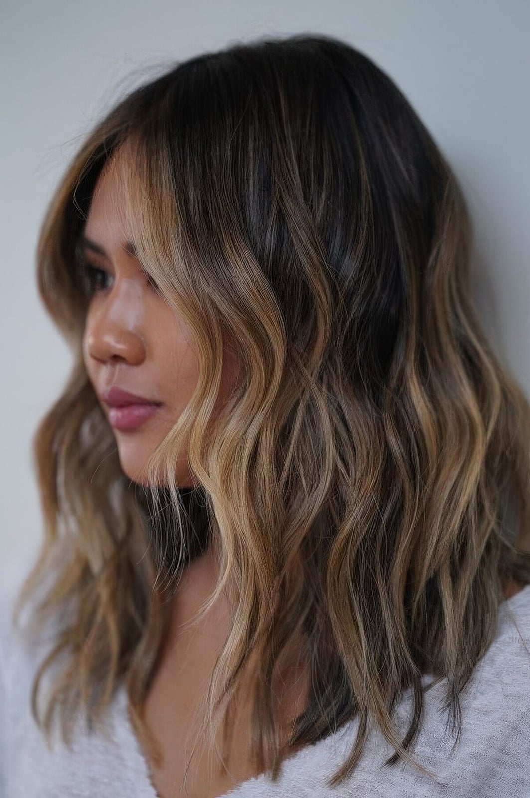 Mid-Back Waves With Natural Sun-Kissed Balayage — Classy Dark Brown Hair with Blonde