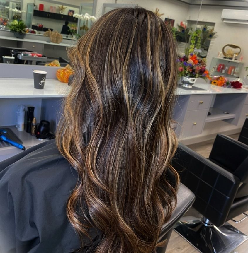 Mid-Back Dark Brown With Textured Waves and Wavy Thick Mid-Back Dark Brown With Textured Waves and Wavy Thick — Classy Dark Brown Hair with Caramel