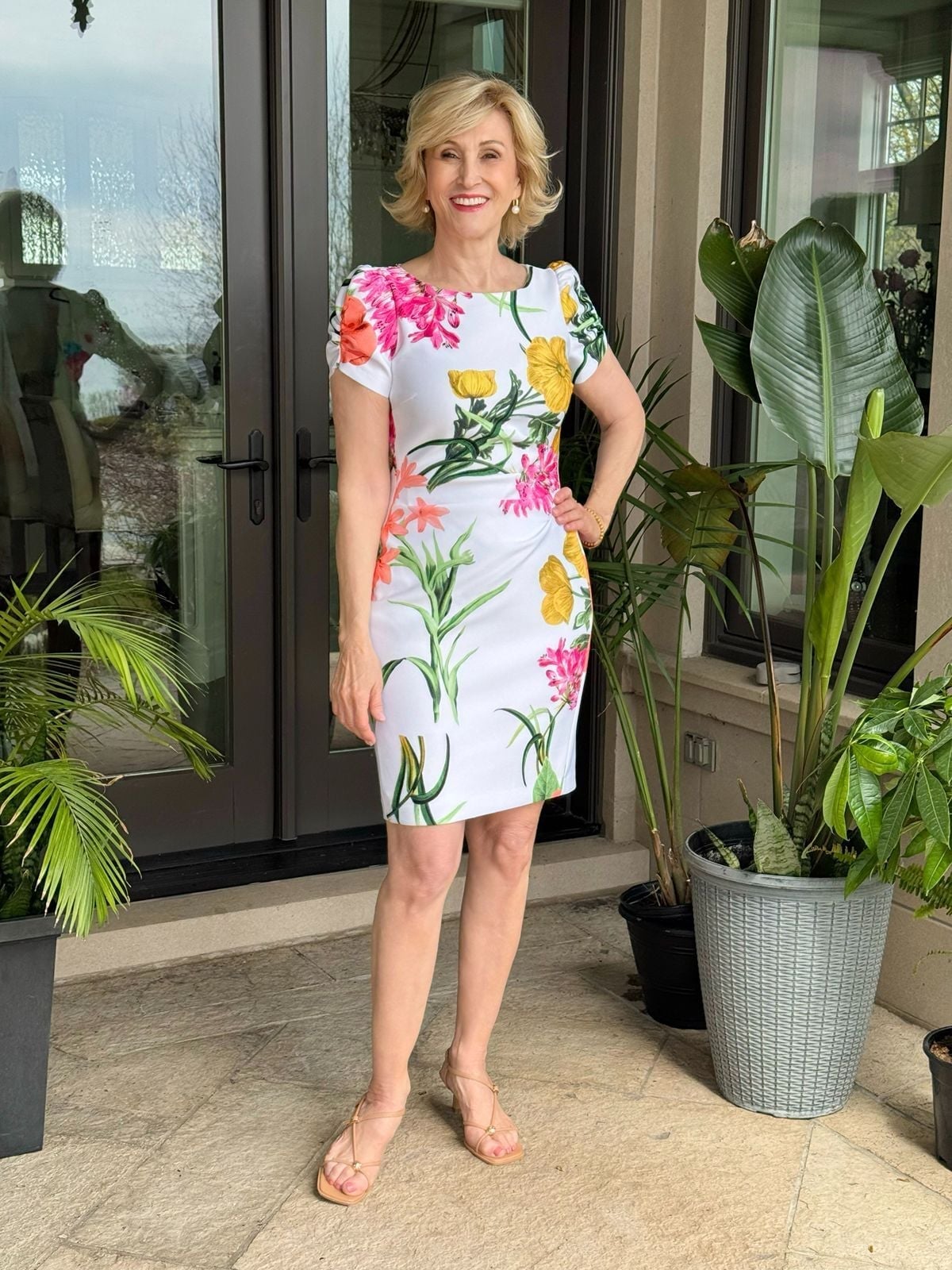 Fitted White Floral Midi Dress for Day Wear Classy Dress Up Day Ideas