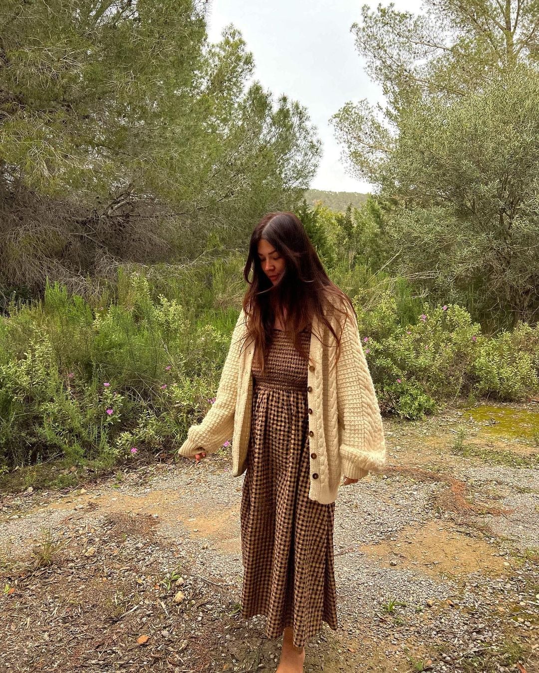 Cream Chunky Knit Cardigan Over Brown Gingham Print Midi Dress Cream Chunky Knit Cardigan Over Brown Gingham Print Midi Dress — Classy Dress with Cardigan