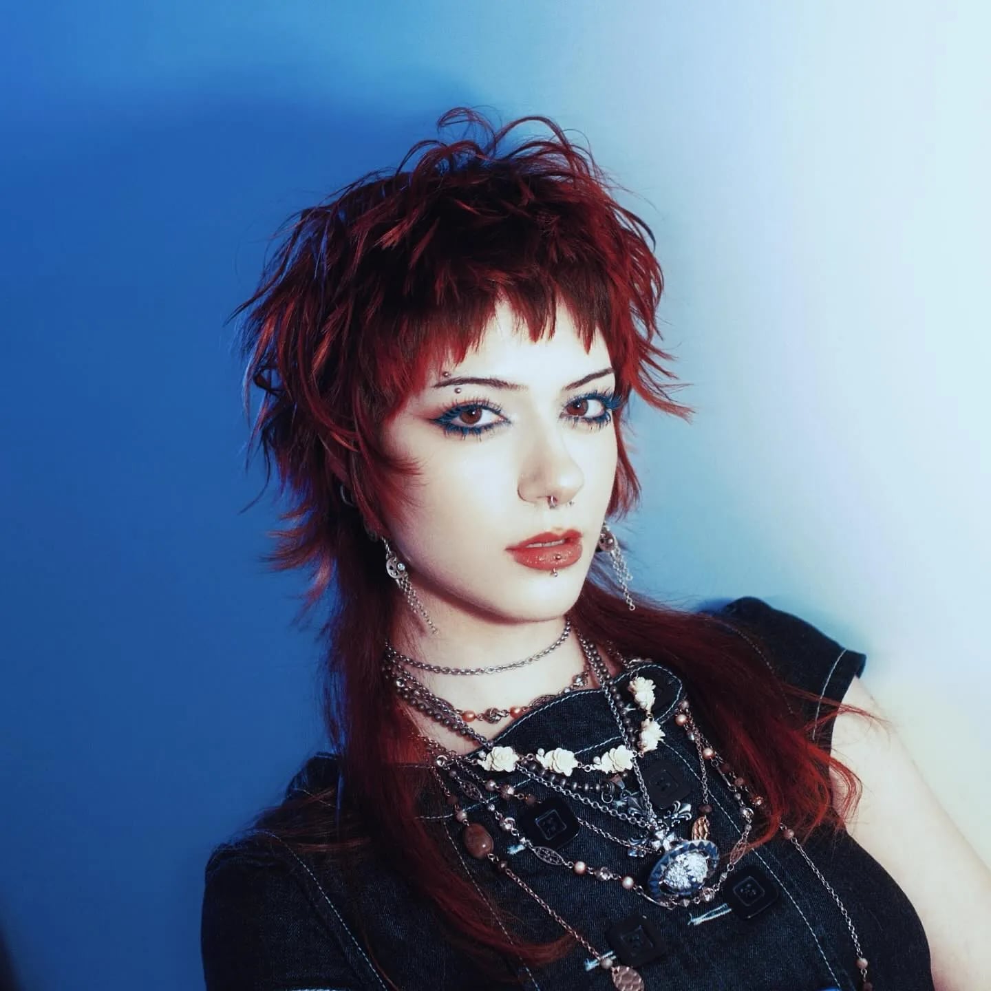 Shoulder Length Red Shag With Choppy Bangs Shoulder Length Red Shag With Choppy Bangs — Classy Edgy Haircuts