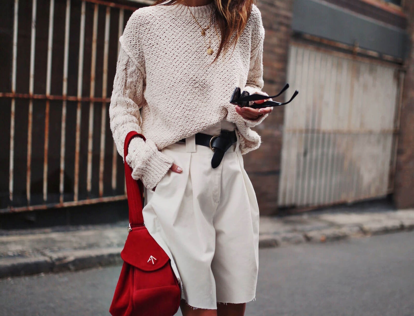 Chic Weekend Outfits For Moms | goop