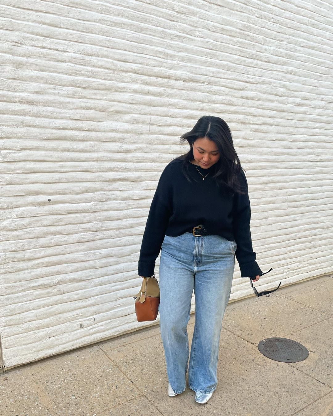 Black Sweater With Wide Leg Jeans Black Sweater With Wide Leg Jeans — Classy Errands Outfits