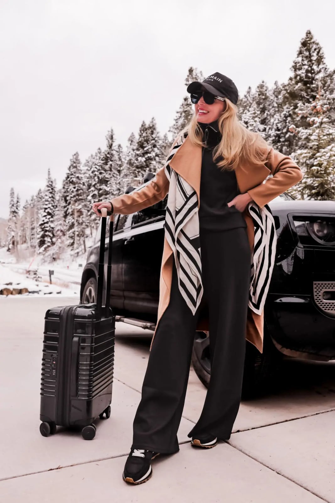 Trench Coat With Wide Leg Trousers Trench Coat With Wide Leg Trousers — Classy Errands Outfits