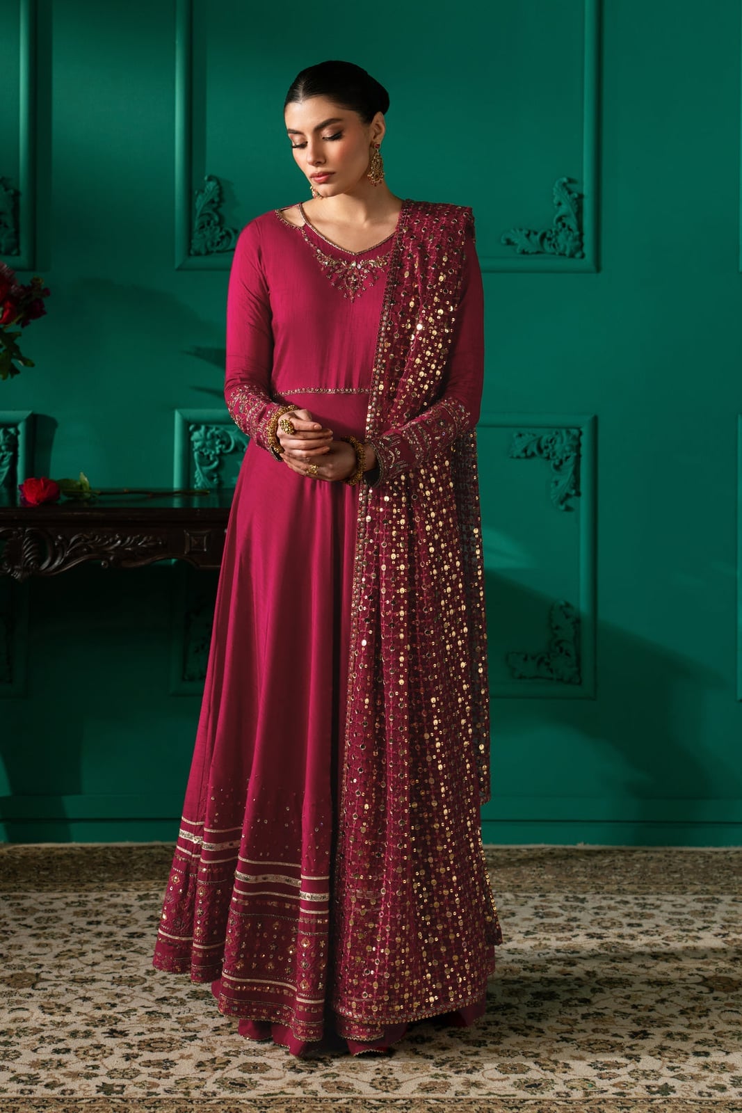 Fuchsia Dress with Sequined Gold Dupatta Fuchsia Dress with Sequined Gold Dupatta — Classy Formal Style