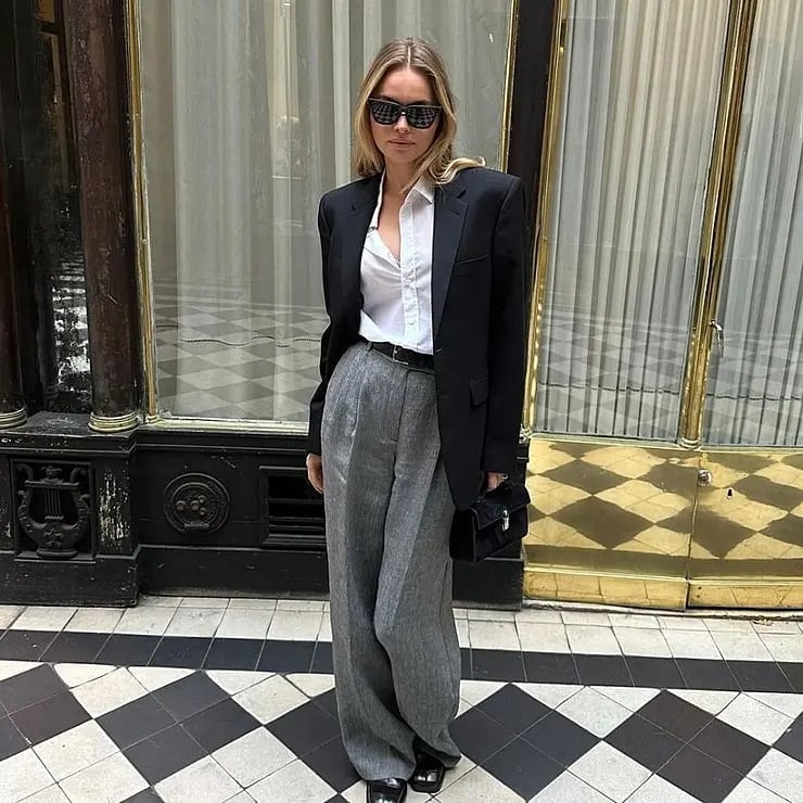 Oversized Black Blazer with Grey Wide-Leg Trousers and Wool Blend Oversized Black Blazer with Grey Wide-Leg Trousers and Wool Blend — Classy Formal Style