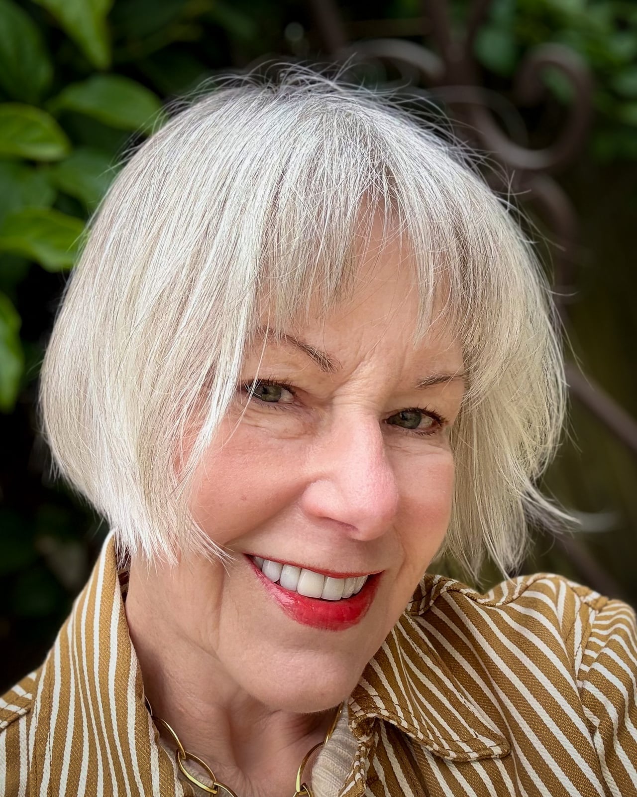 Gray Chin Length Bob With Wispy Bangs Gray Chin Length Bob With Wispy Bangs — Classy French Bob Haircut